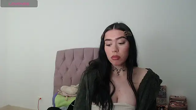 Julieta De Los Angeles online show from March 27, 2026, 11:48 pm