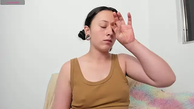 liaqueen610 online show from May 21, 2026, 11:56 pm