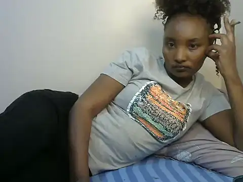 StacyGee24 online show from October 16, 2025, 5:14 pm