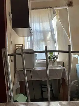 Snapshot of Romsticks chatting on October 25, 2025, 6:54 am Romsticks online show from October 25, 2025, 6:54 am