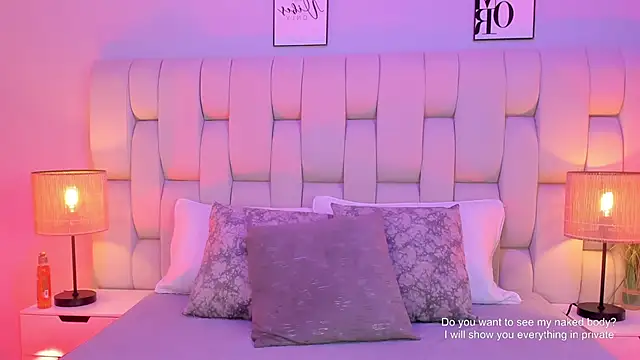 SkinnyFoxy online show from April 2, 2026, 7:33 pm