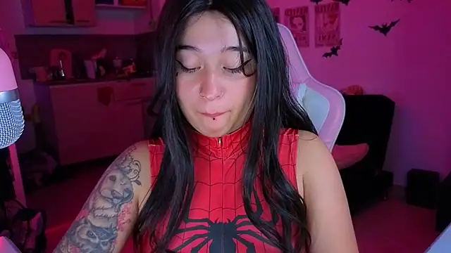 Snapshot of FernandaOrtegaaa chatting on October 1, 2025, 12:05 am FernandaOrtegaaa online show from October 1, 2025, 12:05 am