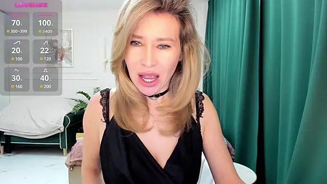 Snapshot of Jolie_Ozolla chatting on January 27, 2025, 8:07 am Jolie Ozolla online show from January 27, 2025, 8:07 am