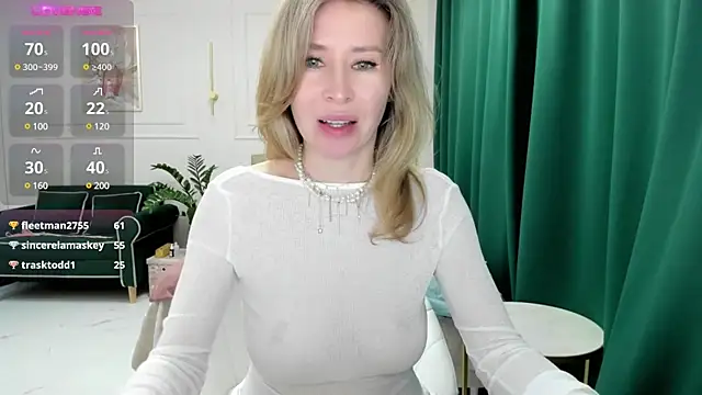 Snapshot of Jolie_Ozolla chatting on January 29, 2025, 2:21 pm Jolie Ozolla online show from January 29, 2025, 2:21 pm