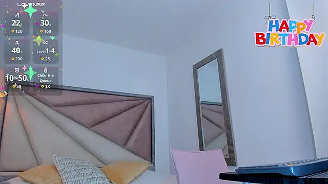 Snapshot of BarbaraKnox_ chatting on September 21, 2025, 12:01 am BarbaraKnox online show from September 21, 2025, 12:01 am