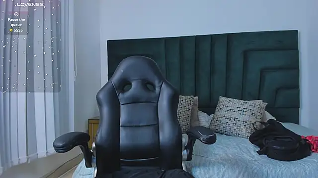 Snapshot of BarbaraKnox_ chatting on September 26, 2025, 12:14 am BarbaraKnox online show from September 26, 2025, 12:14 am