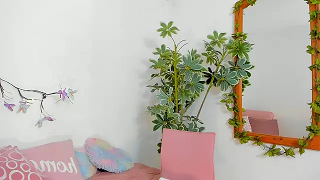 BarbaraKnox  online show from February 28, 2026, 6:42 pm