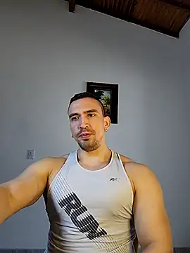 Snapshot of jhay-crux chatting on February 21, 2025, 3:54 pm jhay-crux online show from February 21, 2025, 3:54 pm