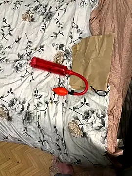 Ariel Ari online show from September 14, 2025, 11:26 pm