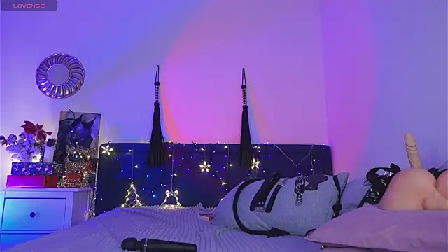 Snapshot of SindelDark chatting on December 27, 2024, 4:32 pm SindelDark online show from December 27, 2024, 4:32 pm