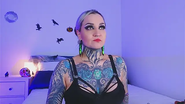 Snapshot of SindelDark chatting on October 24, 2025, 1:29 pm SindelDark online show from October 24, 2025, 1:29 pm