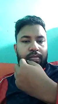 Snapshot of zakly69 chatting on February 19, 2025, 12:14 am zakly69 online show from February 19, 2025, 12:14 am