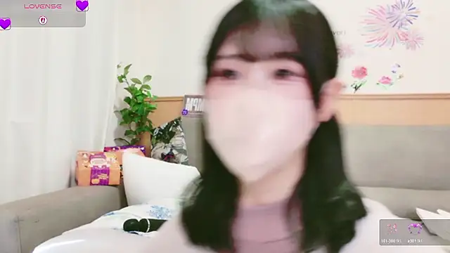 Snapshot of Conatsu chatting on October 29, 2025, 4:37 am Conatsu online show from October 29, 2025, 4:37 am