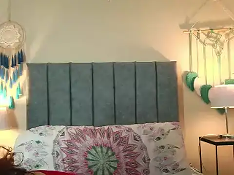 IberianMoonMK online show from April 2, 2026, 5:54 pm