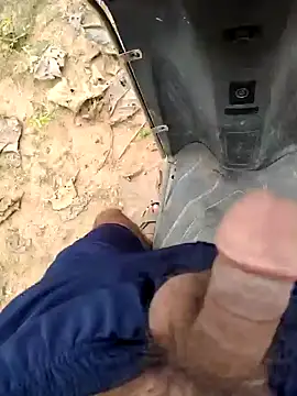 Snapshot of 88karan88 chatting on October 28, 2025, 9:13 am 88karan88 online show from October 28, 2025, 9:13 am