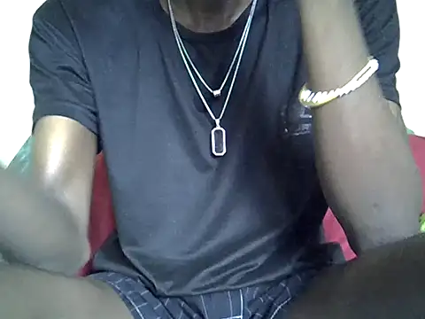 Delicious-D online show from May 12, 2026, 5:04 am