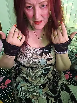 SabrinaXlovess online show from April 6, 2026, 4:30 pm