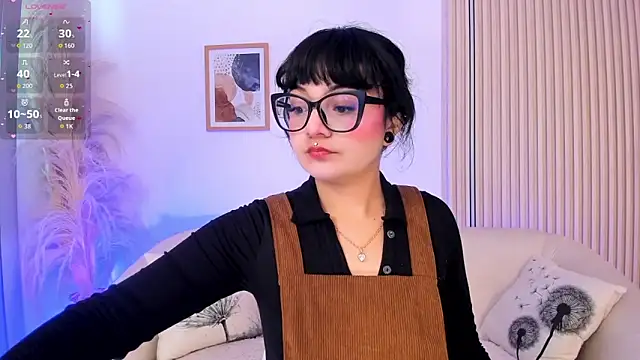 Sweet Namii online show from February 5, 2026, 8:13 pm