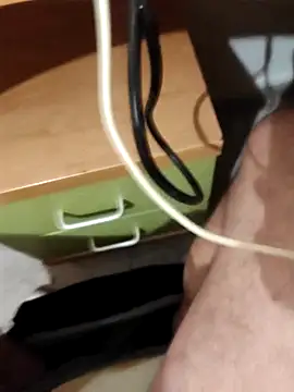 skrigul12 online show from January 25, 2025, 4:03 pm