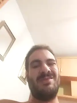 skrigul12 online show from October 7, 2025, 6:16 pm