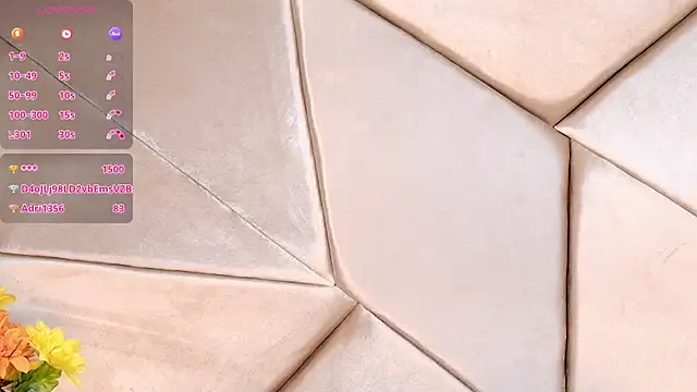 Camille Torres online show from September 17, 2025, 1:24 pm