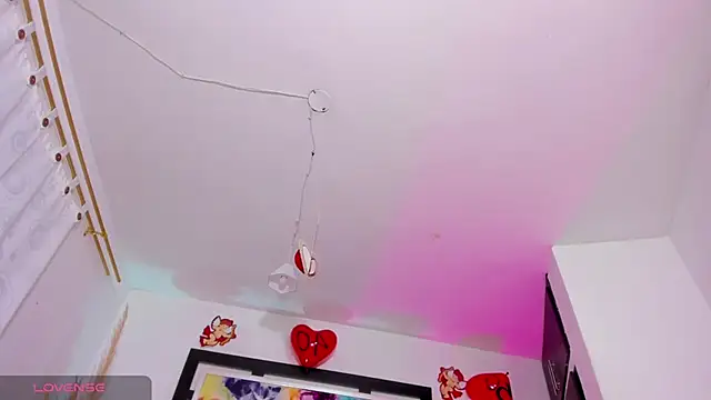 Scarlett 811 online show from February 17, 2025, 9:19 pm