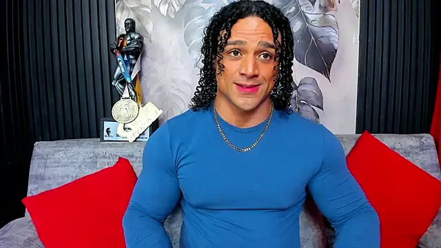 Snapshot of MikeEstevess chatting on October 4, 2025, 6:22 am MikeEstevess online show from October 4, 2025, 6:22 am