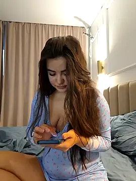 stacy stoone online show from April 8, 2026, 1:49 am