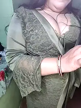 Snapshot of Pratibha_ji chatting on January 18, 2025, 9:56 am Pratibha ji online show from January 18, 2025, 9:56 am