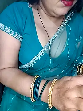 Snapshot of Pratibha_ji chatting on February 12, 2025, 4:22 pm Pratibha ji online show from February 12, 2025, 4:22 pm
