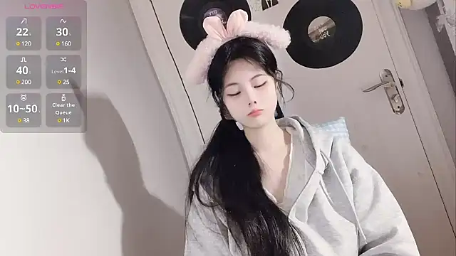 Qedgjwyz1 online show from March 16, 2025, 12:12 am