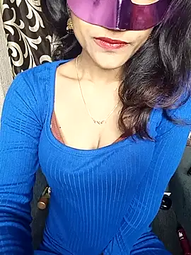 REVA DARLING online show from January 10, 2026, 6:37 am