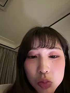 Momoever123456 online show from April 30, 2026, 4:46 pm