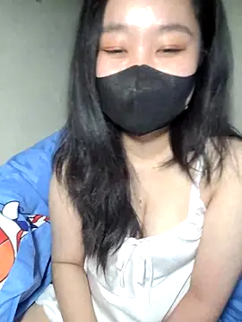 Snapshot of Athena20001 chatting on January 8, 2025, 8:29 pm Athena20001 online show from January 8, 2025, 8:29 pm