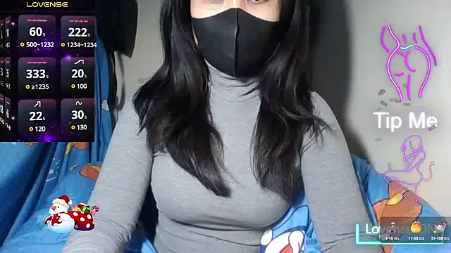 Snapshot of Athena20001 chatting on January 19, 2025, 5:39 pm Athena20001 online show from January 19, 2025, 5:39 pm