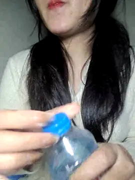 Snapshot of Athena20001 chatting on February 13, 2025, 5:22 pm Athena20001 online show from February 13, 2025, 5:22 pm