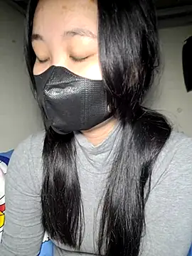 Snapshot of Athena20001 chatting on March 4, 2025, 5:45 pm Athena20001 online show from March 4, 2025, 5:45 pm