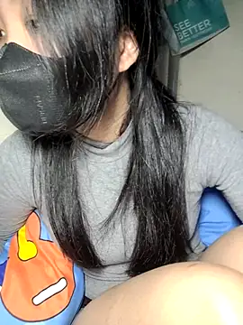 Snapshot of Athena20001 chatting on March 13, 2025, 8:43 pm Athena20001 online show from March 13, 2025, 8:43 pm