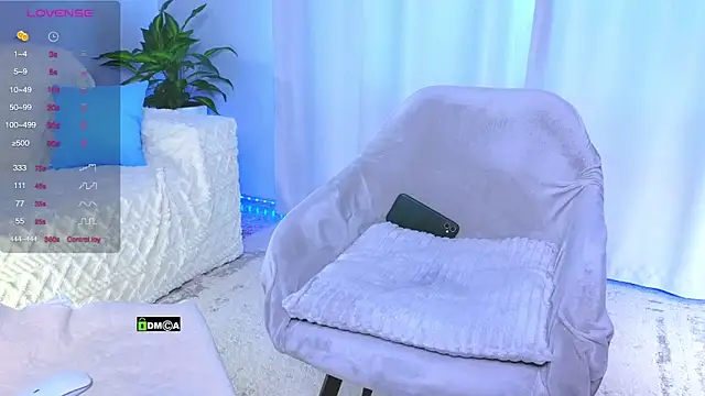 lisa art online show from February 27, 2025, 8:28 am