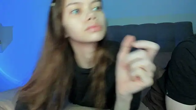 chansetolove online show from October 6, 2025, 6:16 pm