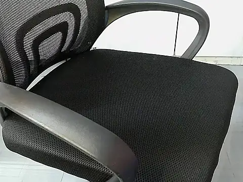 Destiny Desire online show from October 18, 2025, 9:04 pm