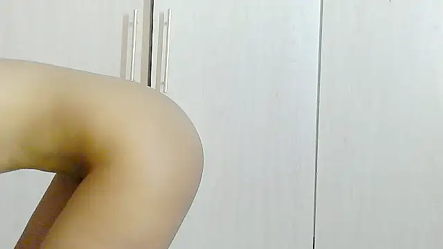 Snapshot of Destiny_Desire chatting on March 10, 2026, 4:56 pm Destiny Desire online show from March 10, 2026, 4:56 pm