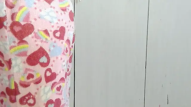 Snapshot of Destiny_Desire chatting on March 27, 2026, 4:18 pm Destiny Desire online show from March 27, 2026, 4:18 pm