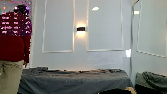 Snapshot of zorravioletta1 chatting on February 17, 2026, 11:50 am zorravioletta1 online show from February 17, 2026, 11:50 am