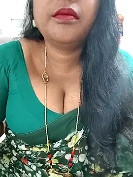 Snapshot of Swapna_143 chatting on October 22, 2025, 2:56 am Swapna 143 online show from October 22, 2025, 2:56 am