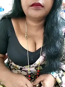 Snapshot of Swapna_143 chatting on October 27, 2025, 2:48 am Swapna 143 online show from October 27, 2025, 2:48 am