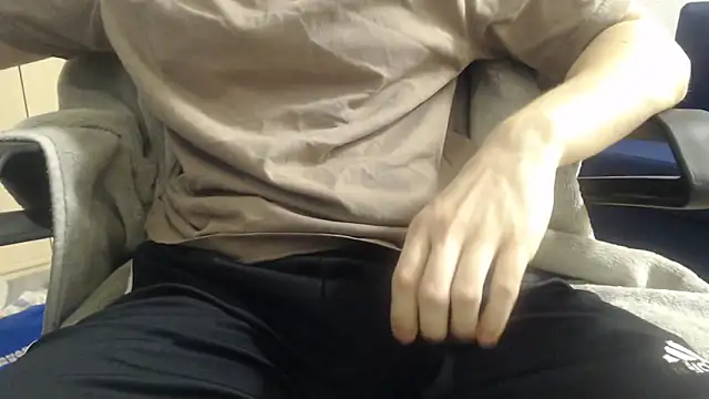 MarcusMenom online show from January 22, 2025, 6:20 pm