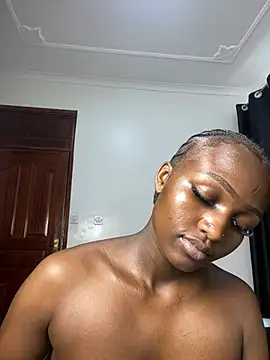 Curvixx online show from February 3, 2026, 7:35 am