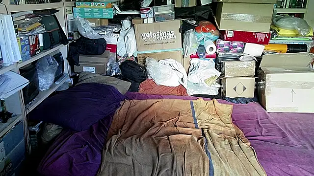 hadeszeuss2 online show from October 24, 2025, 2:57 pm