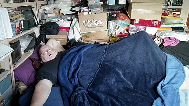 hadeszeuss2 online show from February 1, 2026, 3:10 pm